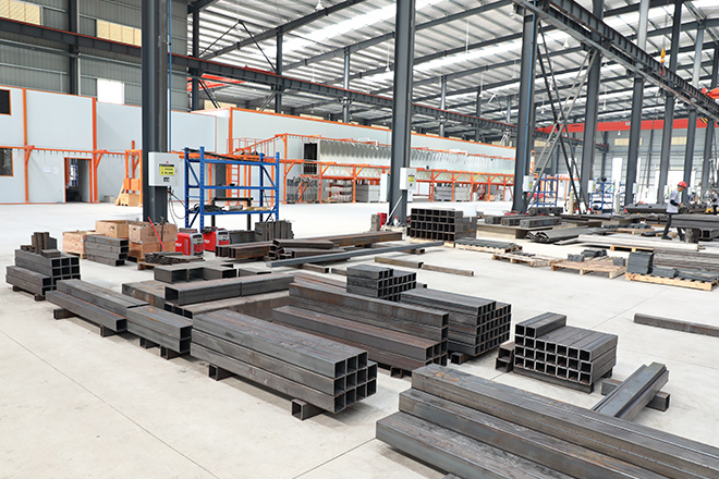 Equipment sheet metal processing workshop