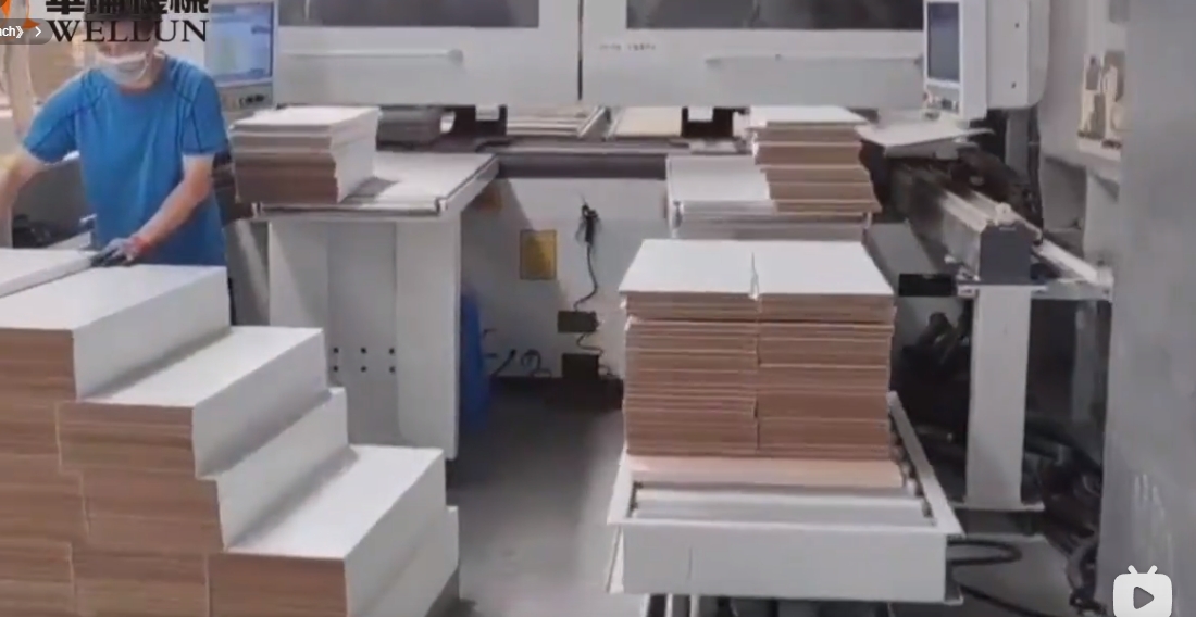 The manufacturing process of the edge banding machine