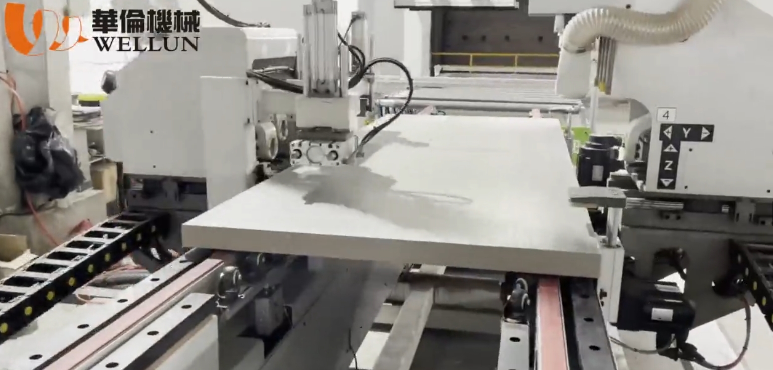 The production process of Elegant No wooden doors