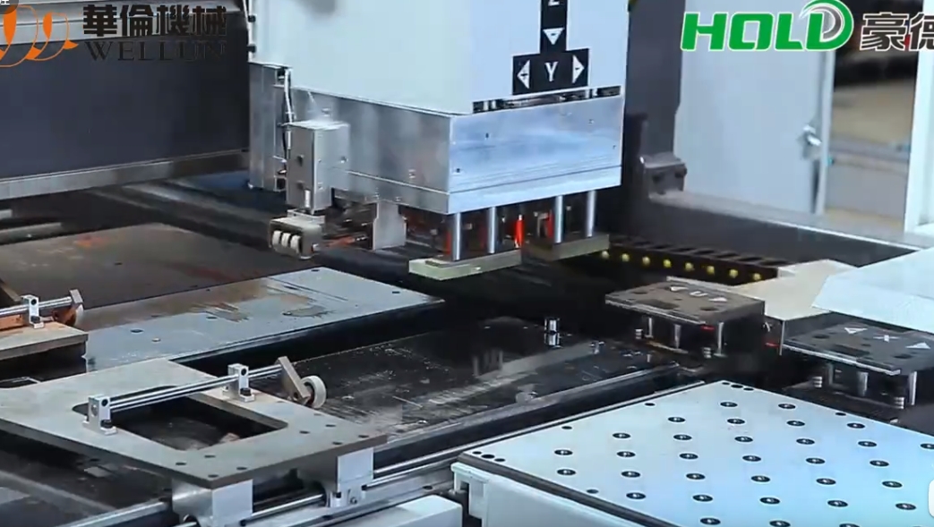 CNC drilling machine (six-sided drilling machine) 2 (1